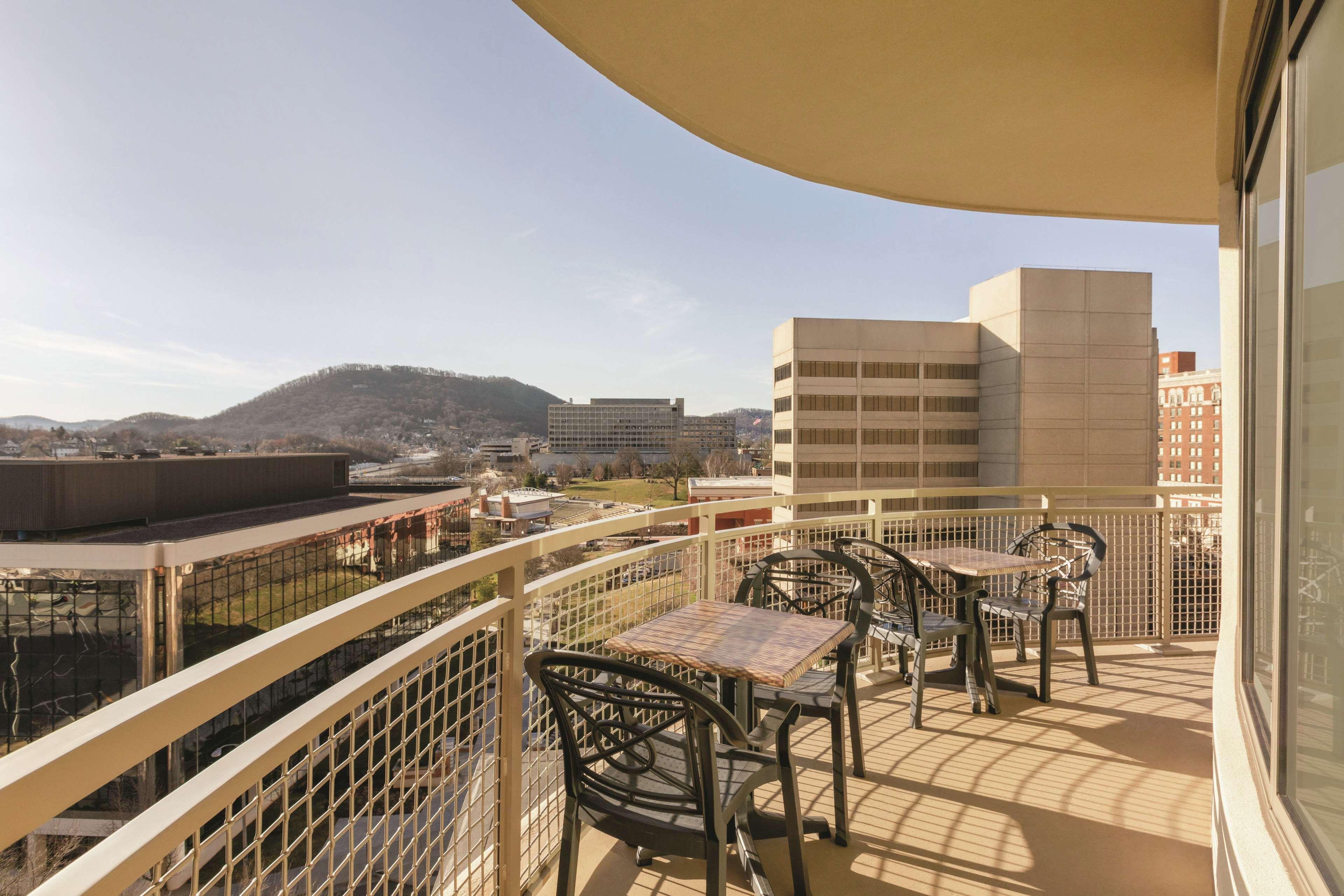 Hampton Inn & Suites - Roanoke-Downtown, Va Exterior foto